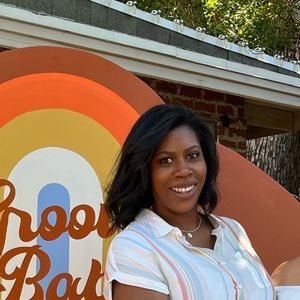 Meet your Posher, Diondra